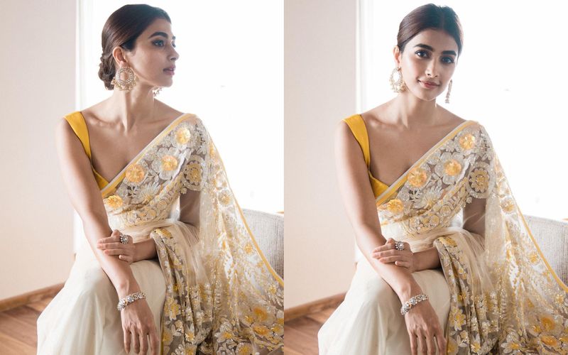 ప్రముఖ డిజైనర్ మనీష్ మల్హోత్రా రూపొందించిన డిజైనర్ శారీలో మెరిసిపోతుంది పూజా. ఇక వేడుక కోసం ఇలా రెడీ కావడం జరిగిందని పూజా కామెంట్స్ లో పెట్టారు.