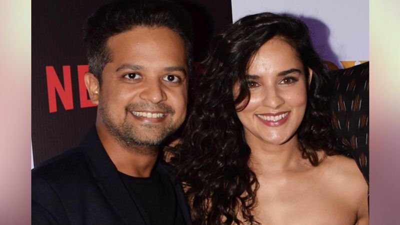 अंगिरा को आखिरी बार फिल्म कमांडो 3 में देखा गया था। वे लव पर स्कवॉयर फिट में नजर आ चुकी हैं। वो जल्द ही मेडे में नजर आएंगी। इसमें अमिताभ बच्चन, अजय देवगन और रकुलप्रीत सिंह भी हैं। इस फिल्म के डायरेक्टर और प्रोड्यूसर अजय देवगन ही हैं। 