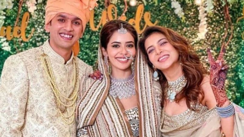 इमाद शम्सी और सना सैयद की शादी में उनके को-स्टार अध्विक महाजन जमकर डांस करते नजर आए थे। अध्विक के अलावा शादी में उनकी ऑनस्क्रीन बहन मधुरिमा भी पहुंची थीं। 