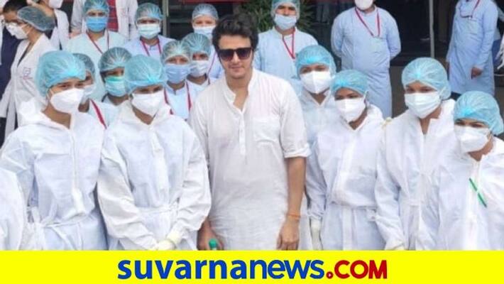 55 days of covid19 battle actor Anirudh Dave discharged from hospital vcs 55 days of covid19 battle actor Anirudh Dave discharged from hospital vcs
