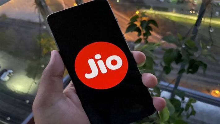 Reliance Jio introduces yearly prepaid plan with 3GB per day, free calling and many more dva Reliance Jio introduces yearly prepaid plan with 3GB per day, free calling and many more dva