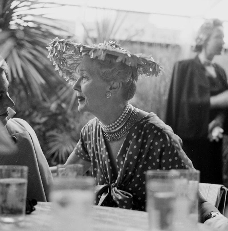 Hedda Hopper gossip columnist life