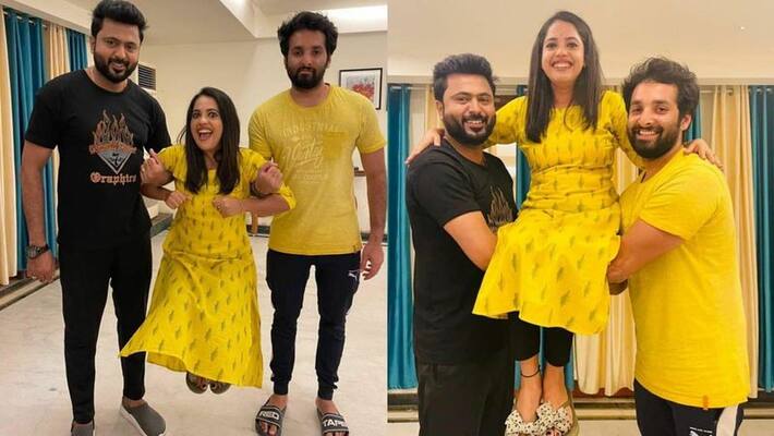 malayalam serial kudumbavilakku fame amrutha nair shared photo with her onscreen brothers malayalam serial kudumbavilakku fame amrutha nair shared photo with her onscreen brothers