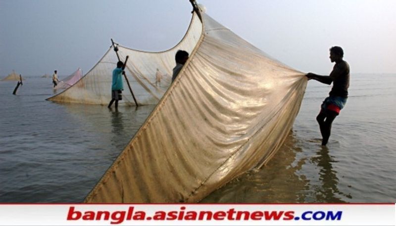 নিদেন পক্ষে মাছ না ধরতে পারেন বড়শি ধরলেও মন ভালো হয়ে যাবে। বাকি মনযোগ দিয়ে খেয়াল করুন। কেই বা বলতে পারে এই বর্ষায় আপনার হাতে সব বড় মাছটাই উঠবে না।
