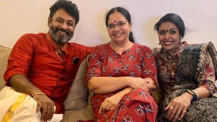 sandhya manoj shared a photo with bhagyalaxmi kitilam firoz sandhya manoj shared a photo with bhagyalaxmi kitilam firoz