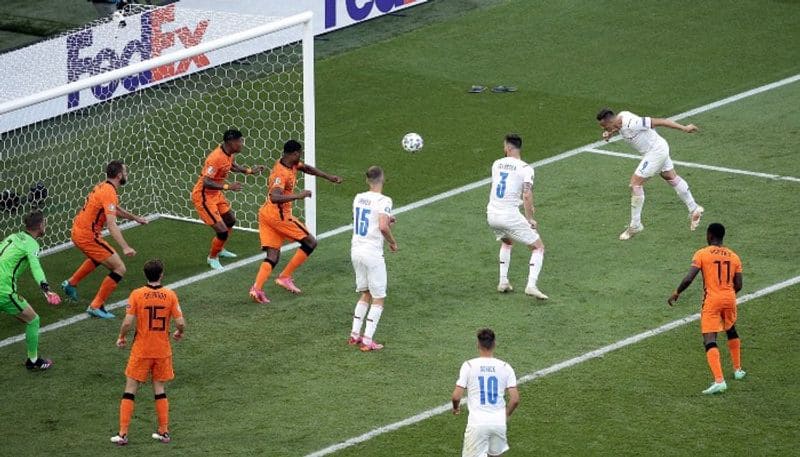 The UEFA Euro 2020 is living its knockout stages to the fullest, with the pre-quarters creating thrills and excitements among the fans. However, Sunday produced a couple of heartbreaks as well, as two of the top sides, Netherlands and defending champion Portugal were knocked out. In the same light, we present the round-up from Sunday's games.
