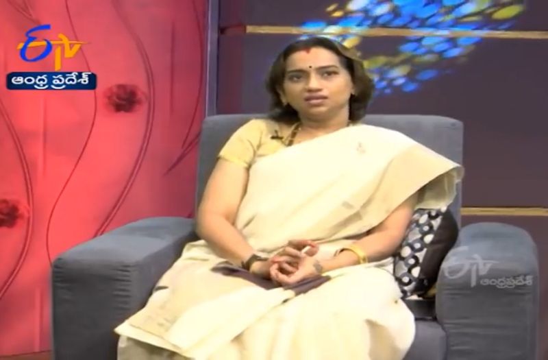 ఇక తాను తెలుగులో పదుల సంఖ్యలో పాటలు పాడగా, వెంకీ చిత్రంలోని గోంగూర తోటకాడ కాపు కాశా.. అలాగే అంజి చిత్రంలోని అమ్మో నీ యమ్మ గొప్పదే.. సాంగ్స్ తనకు ఇష్టం అని అన్నారు. లైవ్ సింగింగ్ మరింత ఇష్టపడతానని కల్పన తెలిపారు.