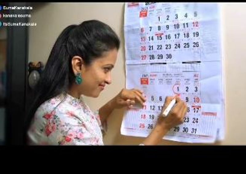 మరి జులై 1న సుమ ఇవ్వబోతున్న సర్ప్రైజ్ ఏంటనేది ఇప్పుడు ఇంట్రెస్టింగ్గా మారింది. ఈ వీడియో సైతం సోషల్ మీడియాలో చక్కర్లు కొడుతుంది.