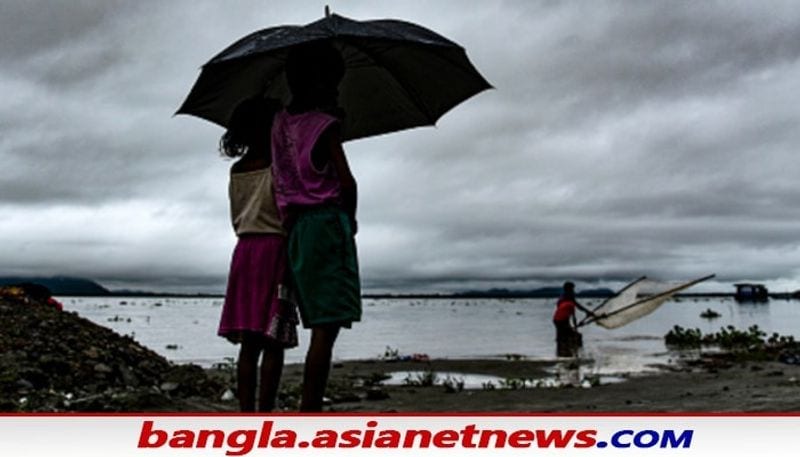 উল্লেখ্য, রাজস্থান থেকে পূর্ব-মধ্য বঙ্গোপসাগর পর্যন্ত মৌসুমী অক্ষরেখা বিস্তৃত। মধ্যপ্রদেশ,ছত্রিশগড় এং ওড়িশার উপর দিয়ে এই অক্ষরেখা বিস্তৃত। ওড়িশার উপকূলে রয়েছে একটি ঘূর্ণাবর্ত।
