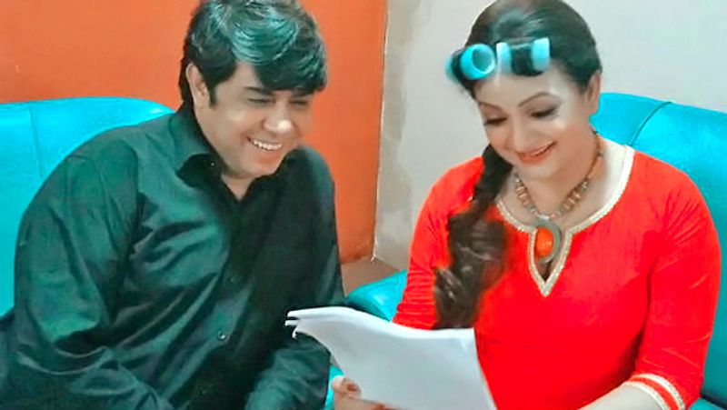 उपासना सिंह ने कई फिल्मों में काम किया है। इनमें जवानी जिंदाबाद, इंसाफ की देवी, आज की ताकत, डर, लोफर, भीष्मा, जुदाई, कृष्णा अर्जुन, दीवाना मस्ताना, मिस्टर एंड मिसेज खिलाड़ी, सरफरोश, बादल, तलाश, हंगामा, ऐतराज, हलचल, आत्मा, गुडलक, वेडिंग पुलाव और जुडवा 2, जैसी फिल्में प्रमुख हैं। 