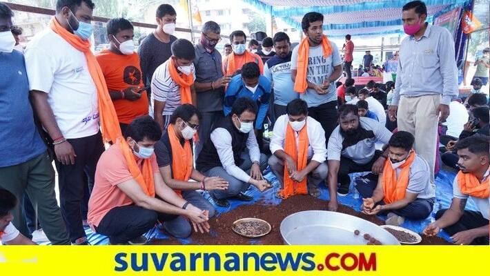 DCM Ashwath Narayan launches seed Ball preparing Programme in bengaluru snr DCM Ashwath Narayan launches seed Ball preparing Programme in bengaluru snr