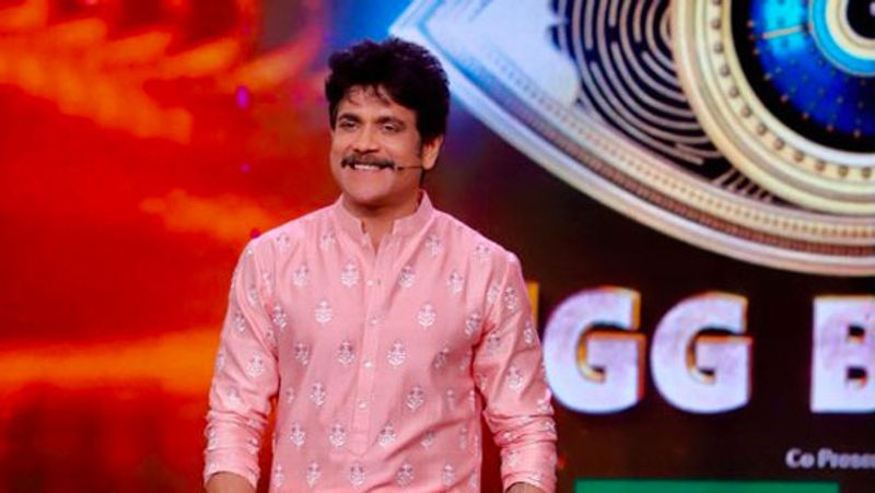 అయితే తన స్టూడియోలో, తన సమక్షంలో జరిగే `బిగ్బాస్`ని నాగ్ ఎందుకు వదులుకుంటాడనేది ఇప్పుడు ప్రశ్న. మరి దీనిపై క్లారిటీ రావాలంటే మరికొన్ని రోజులు వెయిట్ చేయాల్సిందే. బిగ్బాస్ 5ని జులైలోగానీ, ఆగస్టులోగాని ప్రారంభించే అవకాశాలున్నాయట. దీనికి సర్వం సిద్ధమైందని టాక్.