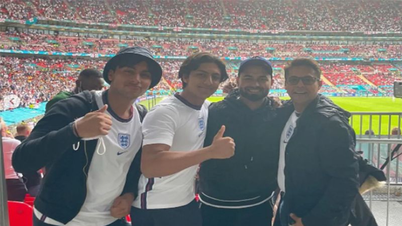ఇంగ్లాండ్ టూర్లో భారత క్రికెటర్కి కూడా పాజిటివ్ రావడంతో ఇంగ్లాండ్, శ్రీలంకలతో పాటు ఆ రెండు జట్లతో సిరీస్ ఆడబోతున్న భారత జట్టును కూడా కరోనా తాకినట్టు అయ్యింది. 
