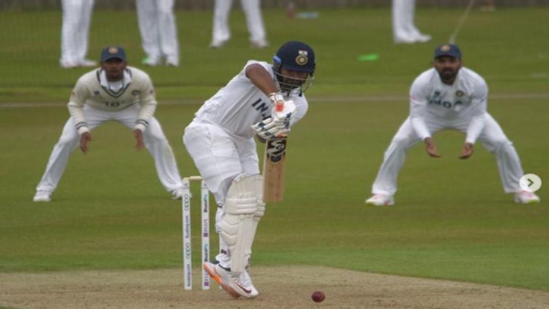 Sunil Gavaskar reacted on Rishabh Pant comments of Umpire objected his batting position