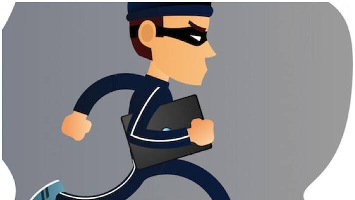 couple catch the teenager who is trying to theft cloths in Bhopal couple catch the teenager who is trying to theft cloths in Bhopal