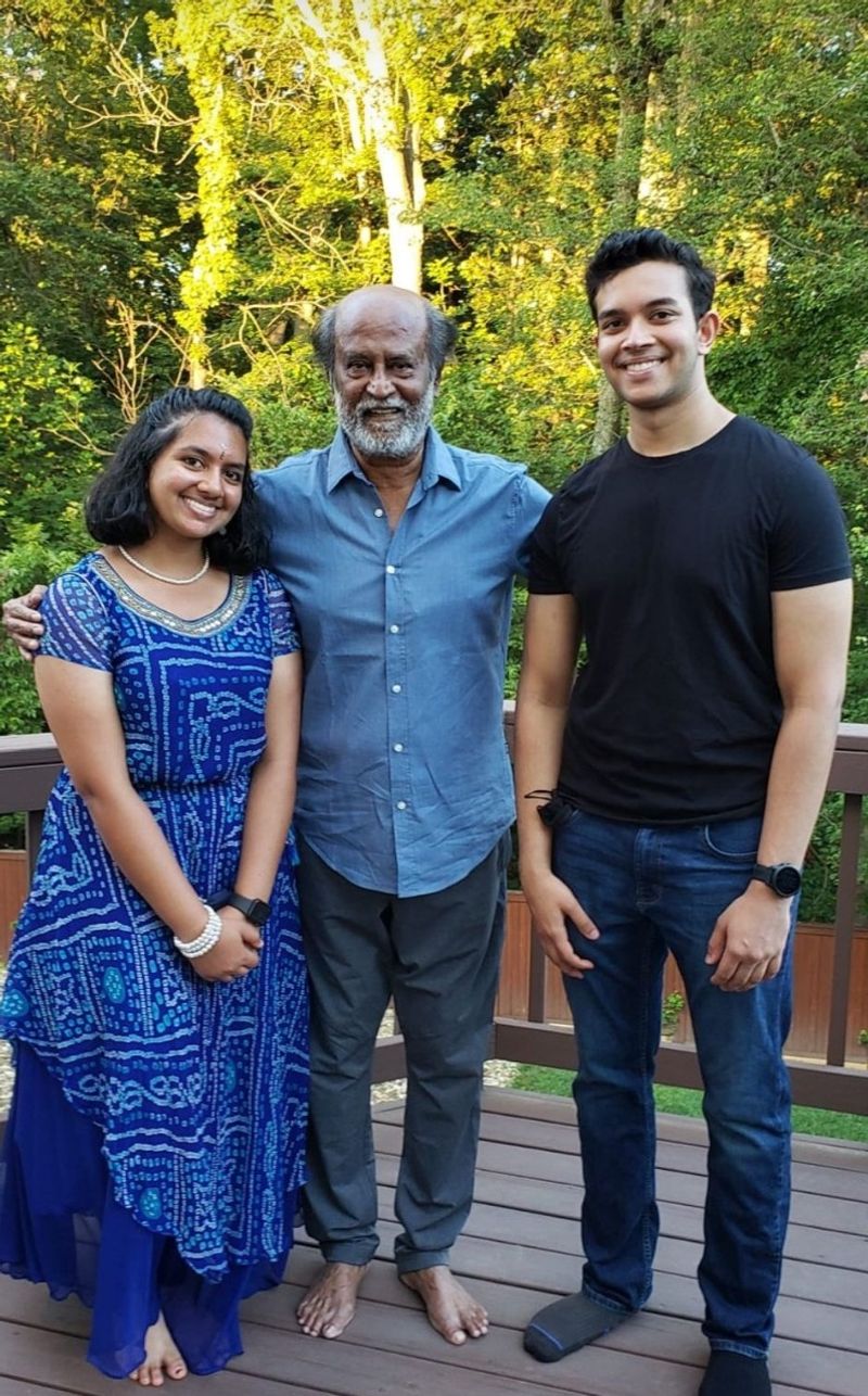 அவர்களுடன் எடுத்துக்கொண்ட புகைப்படம் இதோ... 
