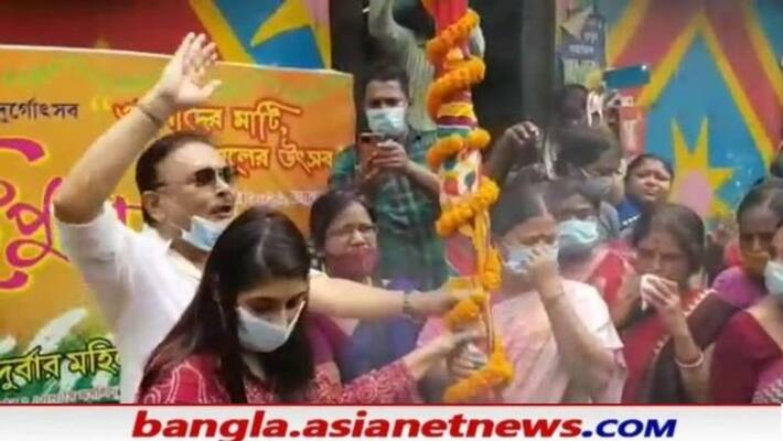 Madan Mitra inaugurated the Khuti puja of Durbar Durga Utsav Committee in red light area RTB Madan Mitra inaugurated the Khuti puja of Durbar Durga Utsav Committee in red light area RTB