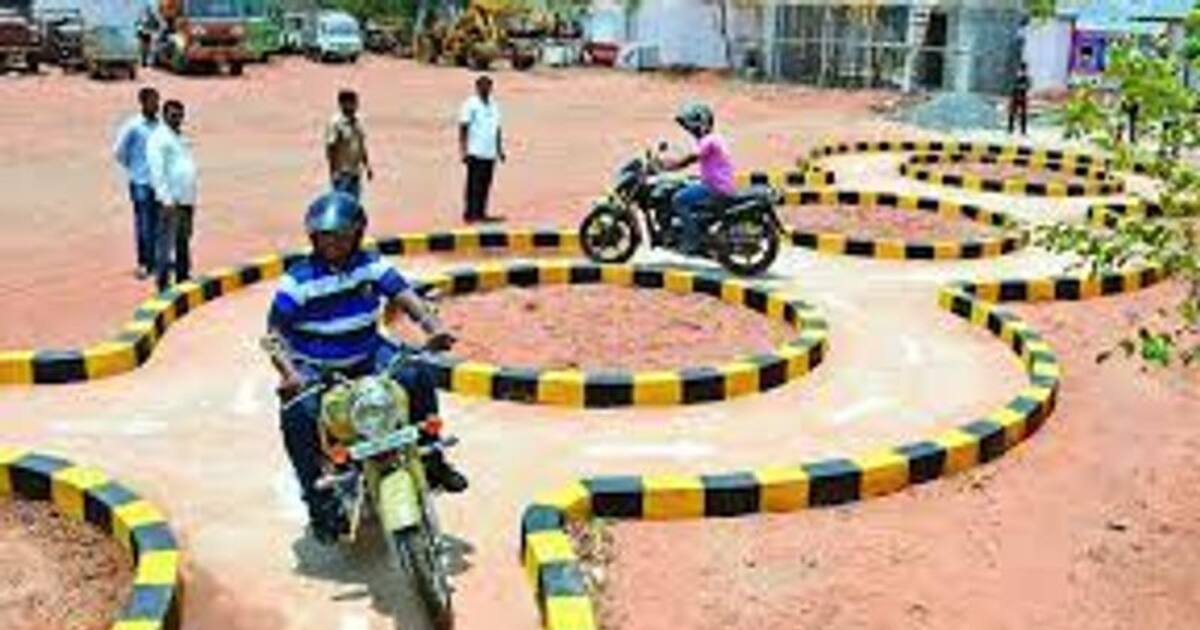 இனி சனிக்கிழமைகளிலும் லைசென்ஸ் பெறலாம்..! வட்டாரப் போக்குவரத்து அலுவலகம் செயல்பட தமிழக அரசு அனுமதி