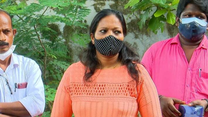 CK Janu K Surendran Bribe case Vigilance records Praseetha statement again CK Janu K Surendran Bribe case Vigilance records Praseetha statement again