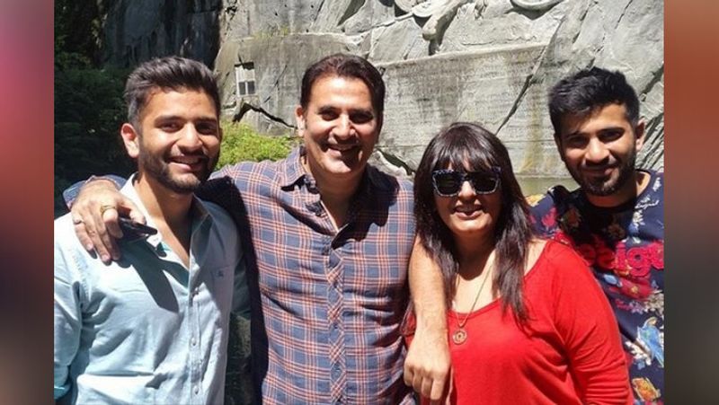 अर्चना ने इंटरव्यू के दौरान बेटों के स्ट्र्गल को लेकर भी बात की। उन्होंने बताया- दोनों बेटे आर्यमान सेठी और आयुष्मान सेठी नए कलाकारों की तरह ऑडिशन दे रहे हैं। मेरा बड़ा बेटा आर्यमान तो अच्छे किरदारों के लिए बहुत मेहनत कर रहा है। उन्हें इंडस्ट्री से खास ट्रीटमेंट नहीं मिल रहा है। वो अपना नाम बनाने के लिए मेहनत कर रहे हैं।