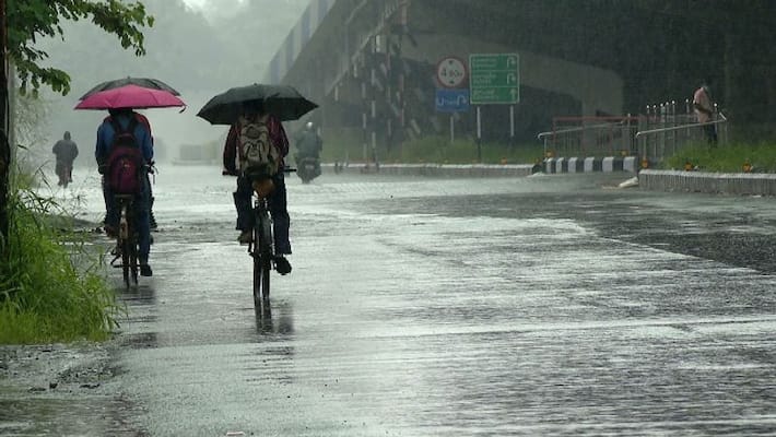 Weather update on 11 July in Kolkata and West Bengal RTB Weather update on 11 July in Kolkata and West Bengal RTB