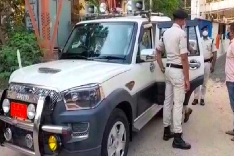 ಇನ್ನು ಅಂಕಿತಾ ಹಾಗೂ ನಿಖಿಲ್ ಈ ವರ್ಷದಲ್ಲೇ ಮದುವೆಯಾಗಿದ್ದರು. ಇಬ್ಬರೂ ಪರಸ್ಪರ ಪ್ರೀತಿಸುತ್ತಿದ್ದರು. ಅಲ್ಲದೇ ಕುಟುಂಬಸ್ಥರ ಅನುಮತಿ ಪಡೆದುಕೊಂಡೇ ಮದುವೆಯಾಗಿದ್ದರು. ಆದರೆ ಕೆಲ ದಿನಗಳಿಂದ ಯಾವುದೋ ವಿಚಾರವಾಗಿ ಇಬ್ಬರ ನಡುವೆ ಮಕಚ್ಚಾಟ ಆರಂಭವಾಗಿತ್ತು. ಈ ಜಗಳ ನೋಡ ನೋಡುತ್ತಿದ್ದಂತೇ ಹೆಚ್ಚಾಗಿ ಇಬ್ಬರೂ ಆತ್ಮಹತ್ಯೆಗೆ ಶರಣಾಗಿದ್ದಾರೆ. 