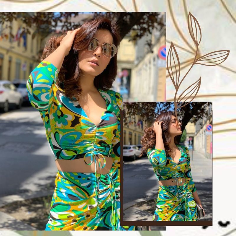 టాలీవుడ్ కంటే కూడా ఇప్పుడు కోలీవుడ్ లోనే బిజీగా ఉంది రాశి. విజయ్ సేతుపతి జంటగా తుగ్లక్ దర్బార్ మూవీ చేస్తున్న రాశి, మరో నాలుగు తమిళ్ చిత్రాలు చేస్తున్నారు.