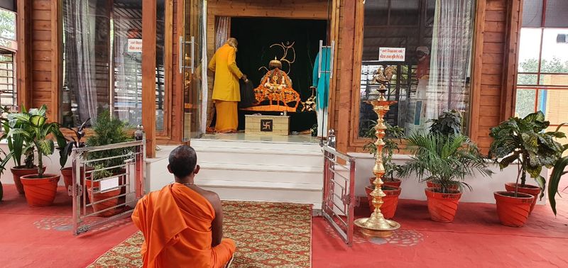 ಸುಪ್ರೀಂ ಕೋರ್ಟ್ ಆದೇಶದ ನಂತರದಲ್ಲಿ ರಾಮಮಂದಿರ ನಿರ್ಮಾಣ ಕಾರ್ಯ ನಡೆಯುತ್ತಿದೆ.