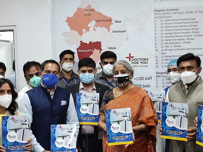 ಕಾರ್ಪೋರೇಟ್ ಕಂಪನಿಗಳು ಸಾಂಪ್ರದಾಯಿಕ ಜವಾಬ್ದಾರಿ ಮೆರೆಯುತ್ತಿರುವುದು ಉತ್ತಮ ಬೆಳವಣಿಗೆ ಎಂದರು. ಆರೋಗ್ಯ ಸಚಿವ ಡಾ. ಕೆ. ಸುಧಾಕರ್, ವಾಣಿಜ್ಯ ಮತ್ತು ಕೈಗಾರಿಕಾ ಇಲಾಖೆಯ ಆಯುಕ್ತೆ ಗುಂಜನ್ ಕೃಷ್ಣಾ ಉಪಸ್ಥಿತರಿದ್ದರು.