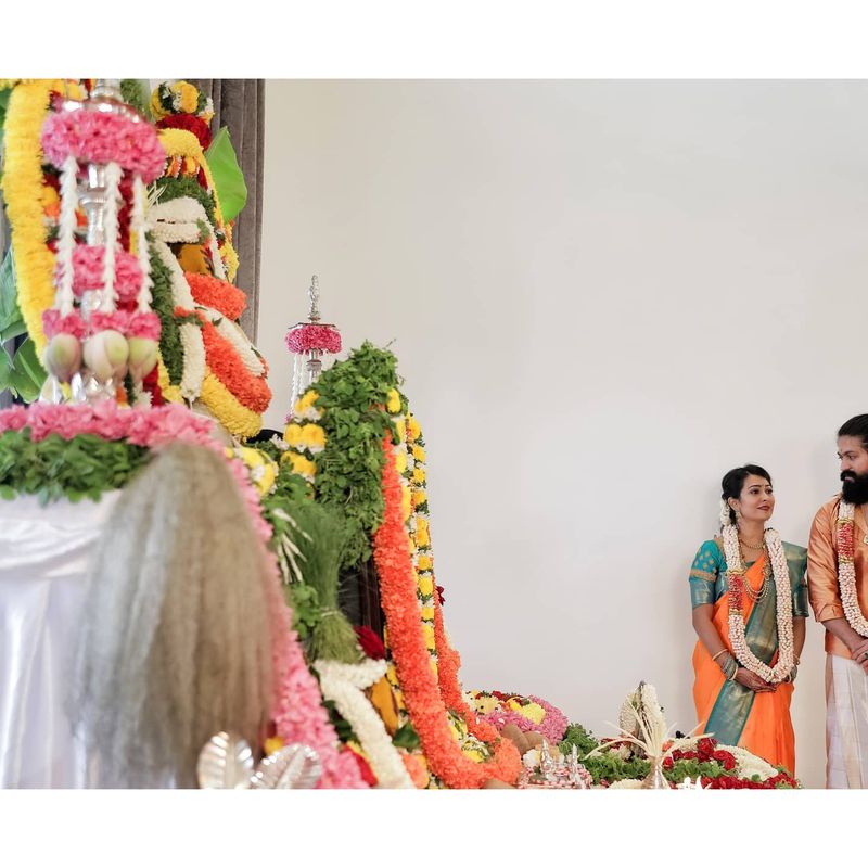 ಆಷಾಡ ಮಾಸ ಆರಂಭಕ್ಕೂ ಮುನ್ನವೇ ಗೃಹ ಪ್ರವೇಶ ಮಾಡಬೇಕೆಂದು ಹಿಂದೆಯೇ ನಿರ್ಧರಿಸಿದ್ದರು. 