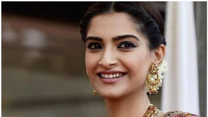 Sonam Kapoor shares secret behind glowing skin Sonam Kapoor shares secret behind glowing skin