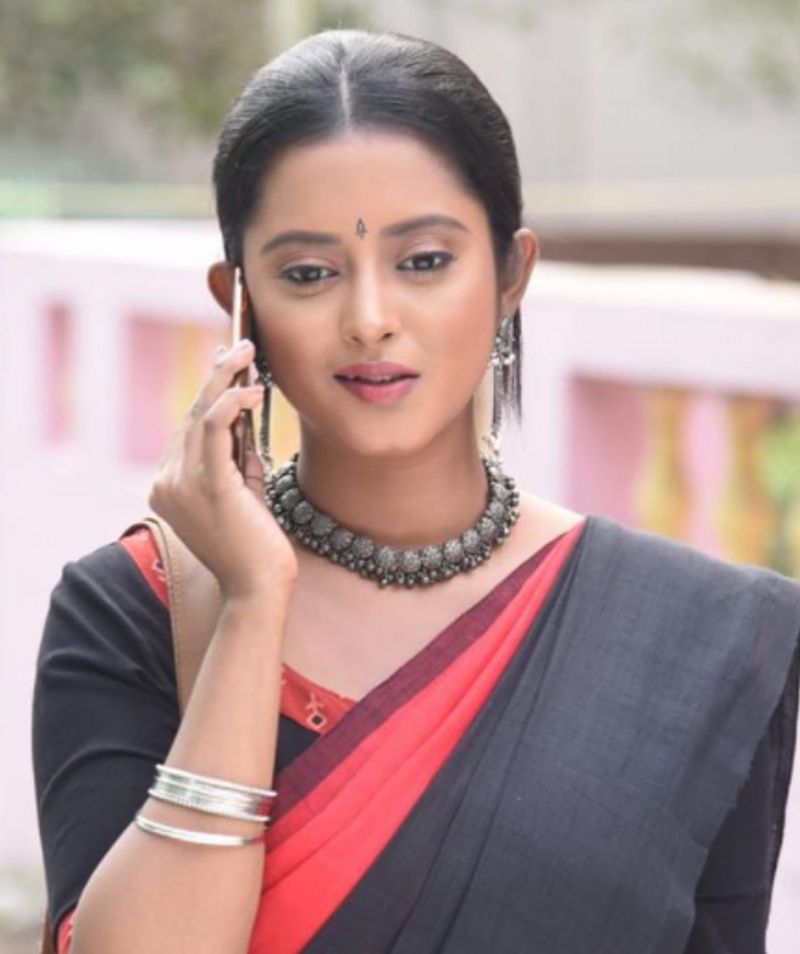 ನನ್ನ ಮೊದಲ ಟಿವಿ ಧಾರಾವಾಹಿ 'ತಿರುವನಣಿ' ಯ ನಿರ್ದೇಶಕರೊಂದಿಗೆ ನಾನು ಸ್ಥಿರವಾದ ಸಂಬಂಧದಲ್ಲಿದ್ದೇನೆ. ನನ್ನ ಪಾತ್ರ ಮತ್ತು ನನ್ನ ಪ್ರತಿಭೆಯನ್ನು ಪ್ರಶ್ನಿಸಿ ಅಸಹ್ಯಕರ ಹೇಳಿಕೆಗಳನ್ನು ನೀಡಲಾಗುತ್ತಿದೆ.