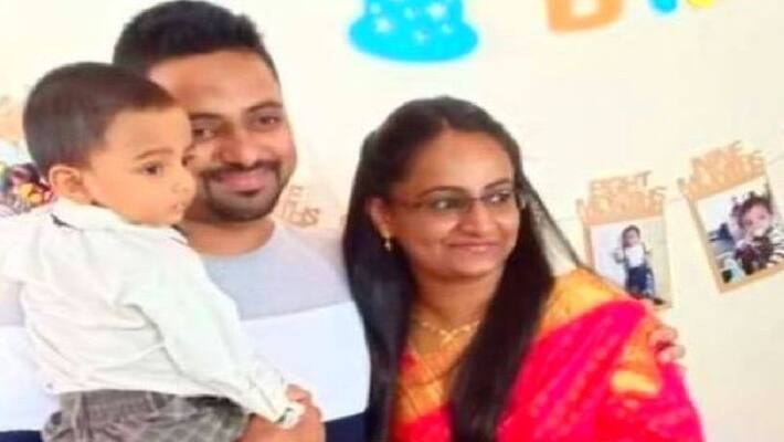 maharashtra news mumbai pune expressway accident husband wife and 4 year old son died kpr maharashtra news mumbai pune expressway accident husband wife and 4 year old son died kpr