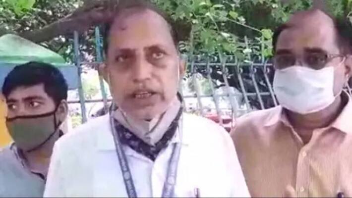 local body asks alive man to collect death certificate local body asks alive man to collect death certificate