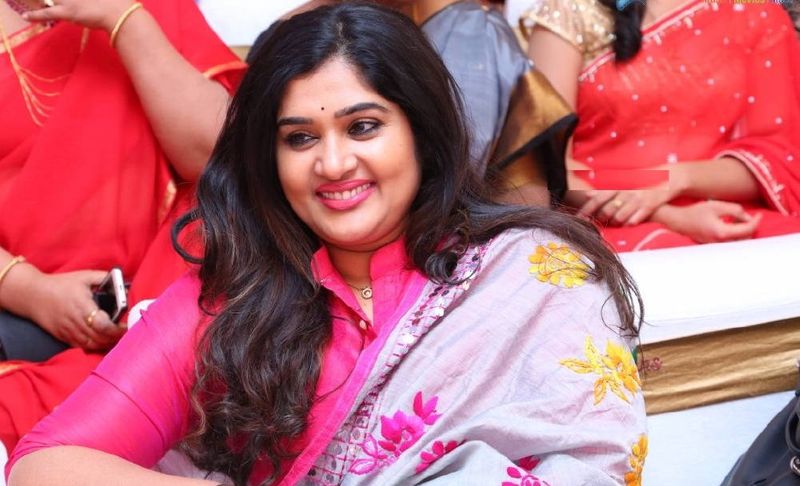 bigg boss season 5 fame priya shares private video getting viral in social media