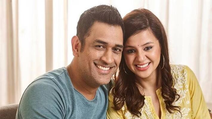 MS Dhoni and Sakshi celebrating their 11th marriage anniversary ckm MS Dhoni and Sakshi celebrating their 11th marriage anniversary ckm