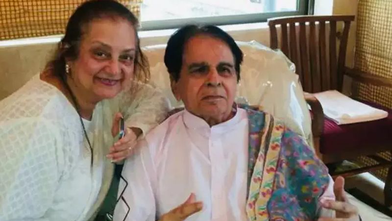 bollywood actor dilip kumar pass away