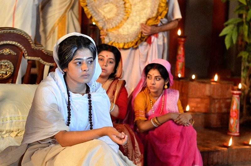 সময়ের সঙ্গে সঙ্গে চরিত্র ভূমিকার বদল ঘটেছে, দিতিপ্রিয়ার কথায় জানি না কতটা পেড়েছি, তবে চেষ্টা করেছি একশো শতাংশ। 