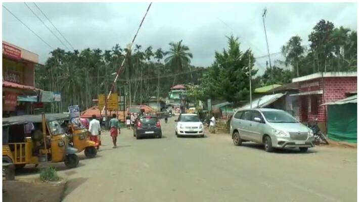 covid 19 second wave Karnataka and Tamil Nadu has eased restrictions on kerala borders covid 19 second wave Karnataka and Tamil Nadu has eased restrictions on kerala borders