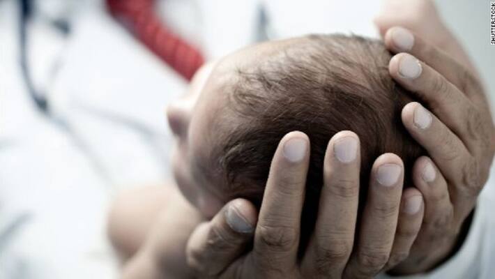 Woman delivered in hospital corridor: Family lodged complaints Woman delivered in hospital corridor: Family lodged complaints