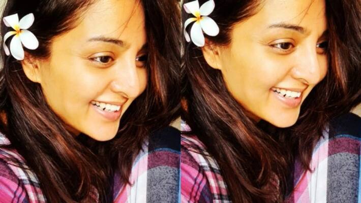 Manju Warrier share her photo Manju Warrier share her photo