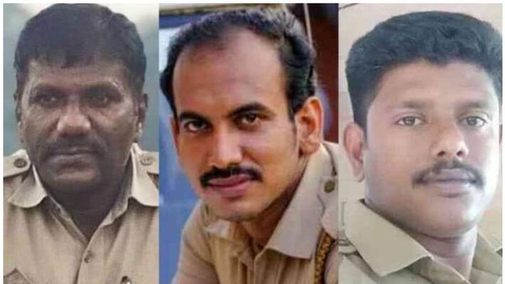 Police Officers saved Infant life Police Officers saved Infant life
