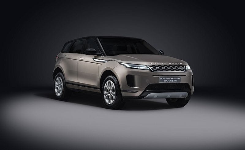 The company announced that a new dual-tone interior colourway called Deep Garnet / Ebony had been introduced for the first time in Range Rover Evoque.