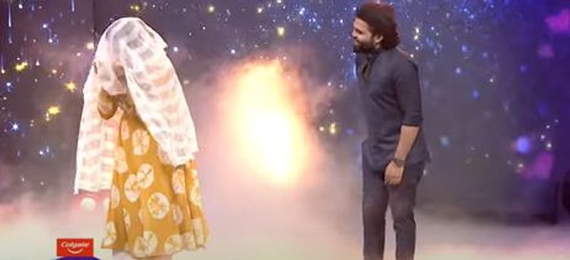 దీనికి సంబంధించిన ప్రోమో వీడియో సోషల్ మీడియాలో,యూట్యూబ్లో వైరల్ అవుతుంది.