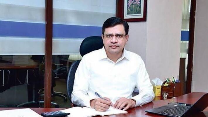 over 2.65 lakh gazetted and non-gazetted posts under various categories are vacant in the Indian Railway gow over 2.65 lakh gazetted and non-gazetted posts under various categories are vacant in the Indian Railway gow