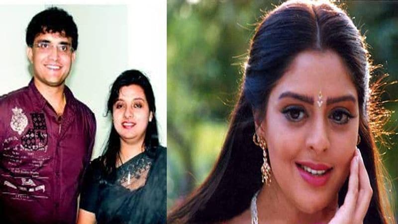 అప్పటికే 1997లో తన గర్ల్ ఫ్రెండ్ డోనాను ప్రేమించి పెళ్లాడిన సౌరవ్ గంగూలీ... వైవాహిక జీవితంలో ఈ నగ్మా ఎఫైర్ ఎపిసోడ్ ఓ మినీ సునామీనే సృష్టించింది...