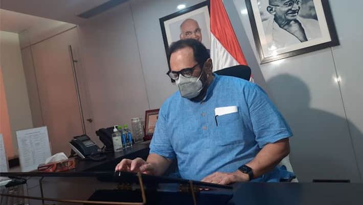 IT Minister Rajeev Chandrasekhar loses blue tick, gets it back, Twitter blames name change ALB IT Minister Rajeev Chandrasekhar loses blue tick, gets it back, Twitter blames name change ALB