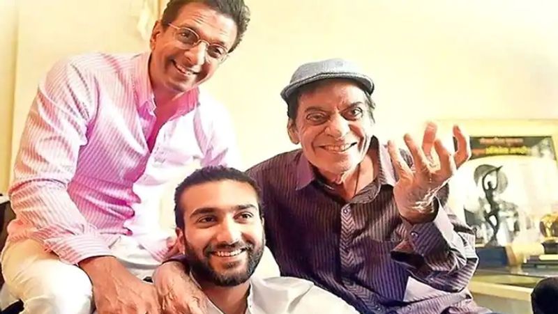 इसके बाद चाइल्ड आर्टिस्ट के रूप में ही उन्होंने 'लैला मजनूं' में काम किया। जगदीप ने कॉमिक रोल बिमल रॉय की फिल्म 'दो बीघा जमीन' से करने शुरू किए थे। जगदीप ने कई फिल्मों में कॉमिक किरदार निभाए हैं। हालांकि फिल्म 'शोले' में उनके किरदार सूरमा भोपाली को लोग अब तक नहीं भूले हैं। 