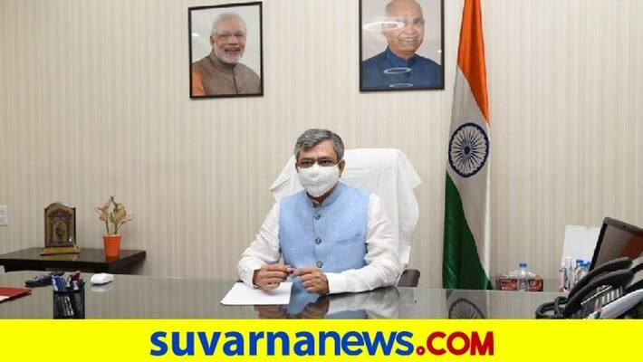 IIT Kanpur alumnus Former IAS Ashwini Vaishnav is new railway minister pod IIT Kanpur alumnus Former IAS Ashwini Vaishnav is new railway minister pod