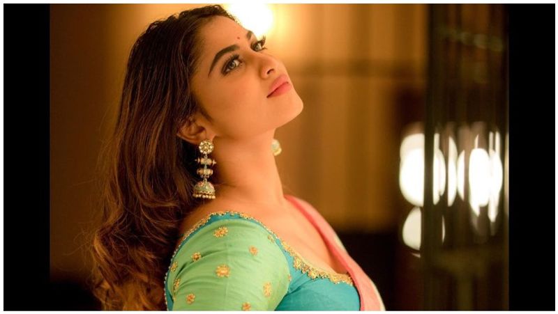 shivani got jackpot chance to pair with famous actor